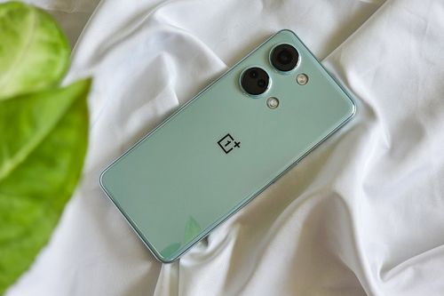 OnePlus Nord 3 smartphone in Misty Green colour, MediaTek Dimensity 9000 chipset, 16GB, 80 watts SuperVOOC fast charging.