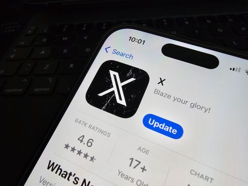 Twitter aka X listing on the App Store