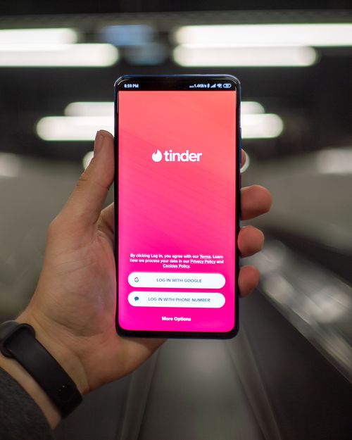 Tinder app on mobile.