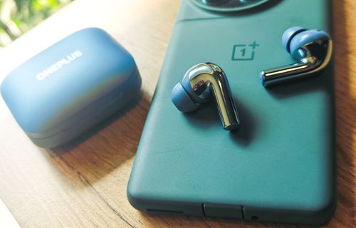 OnePlus Buds 3 Review: Terrific earbuds won’t leave you moanin’ & bitchin’ for more